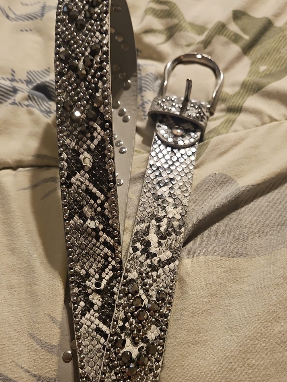 Buckle Silver & Black Studded Snake-Print Belt